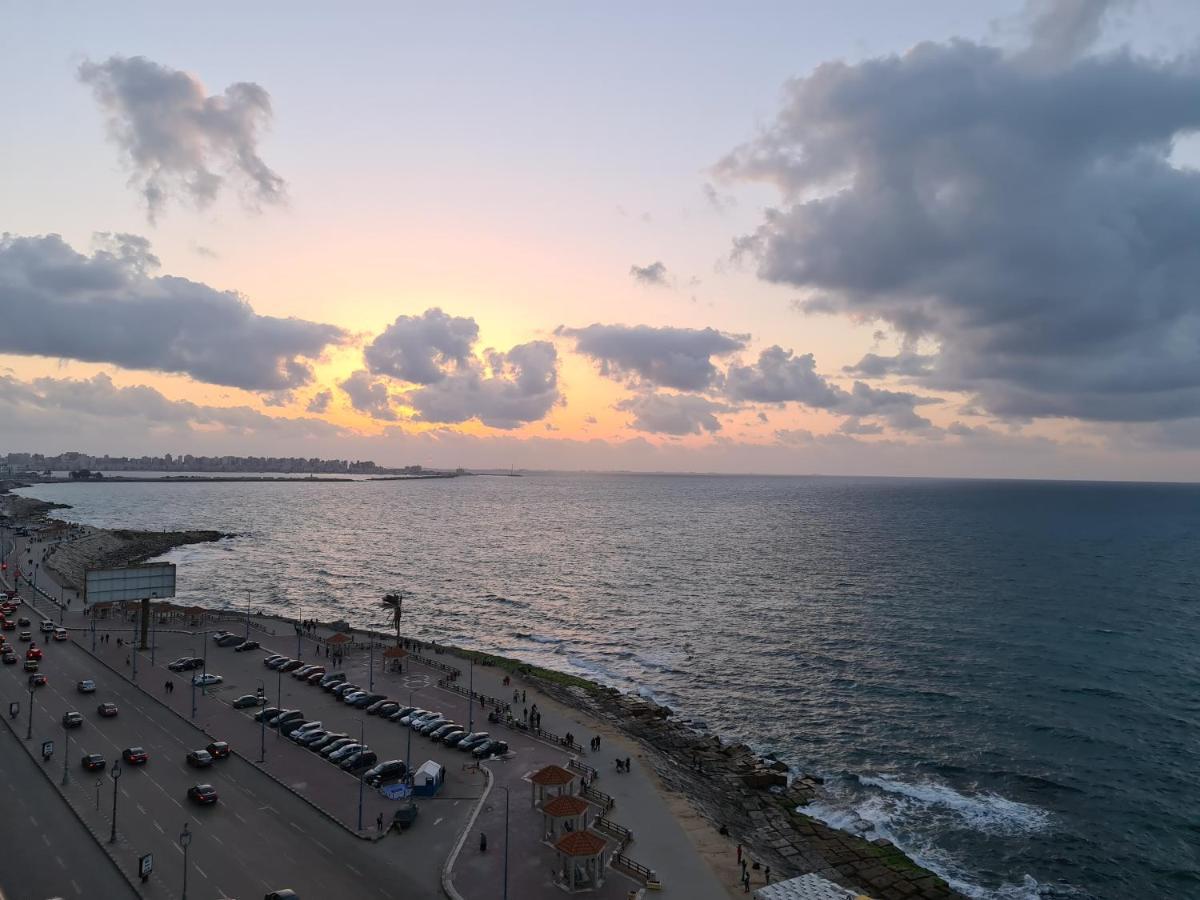 Midpoint Sea View - Families Only Apartment Alexandria Luaran gambar